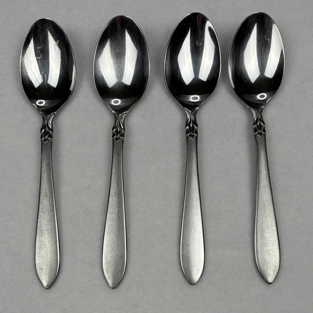 Oneida Simba-Jacqueline Stainless Steel Soup Spoons Set of 4